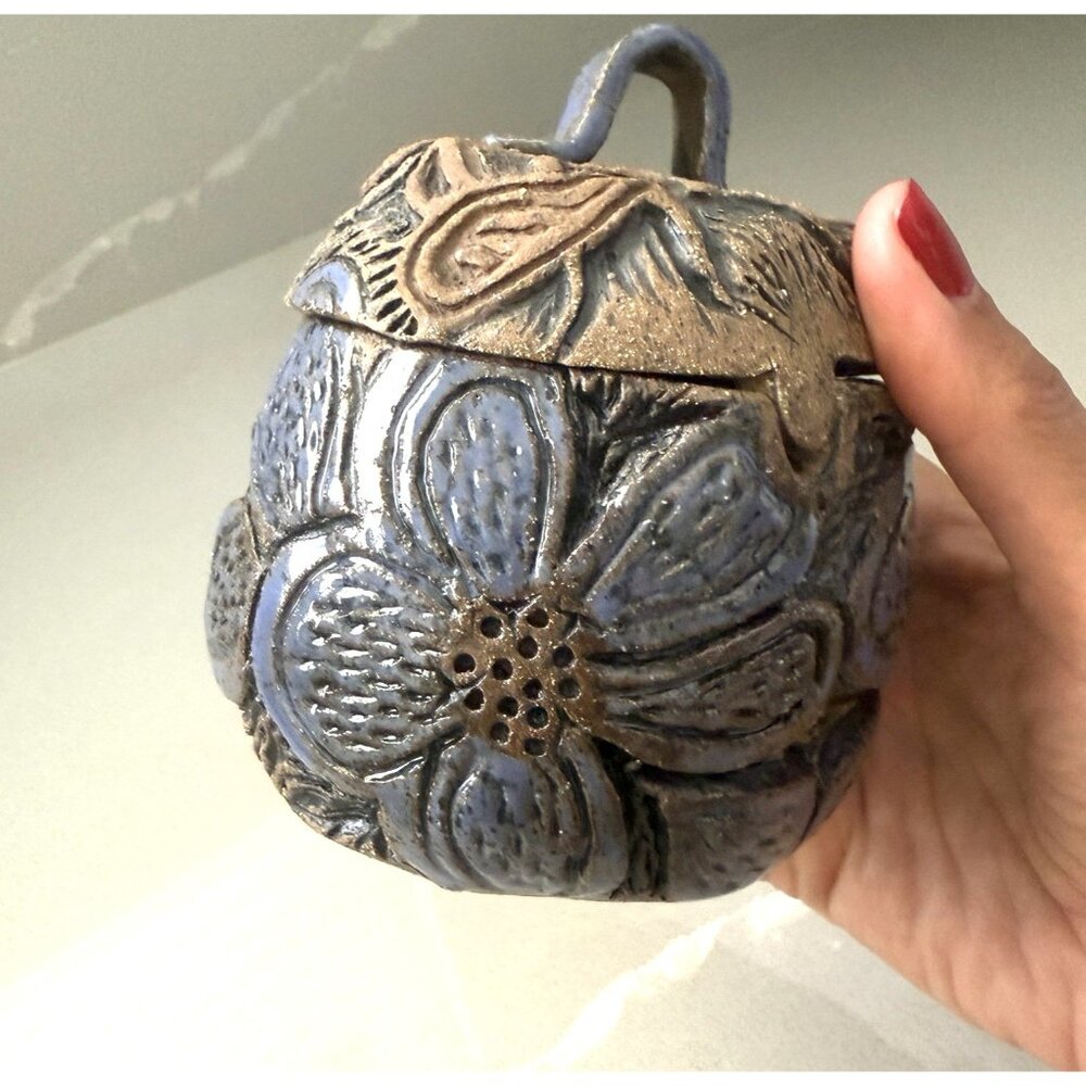 Studio Art Pottery Sugar Bowl Hand-Carved Relief Floral Detail Primitive Signed